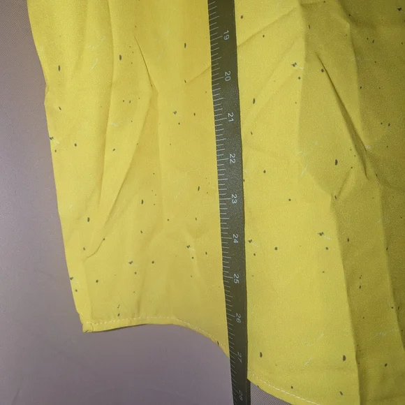 Bold Yellow Graphic Button Down Shirt Fits Like XL - Picture 6 of 10